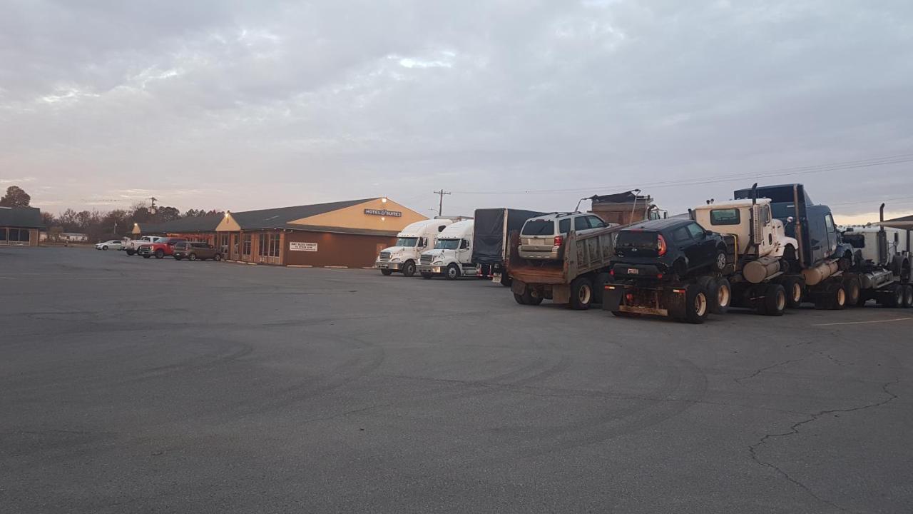Travel Inn Marston Bagian luar foto