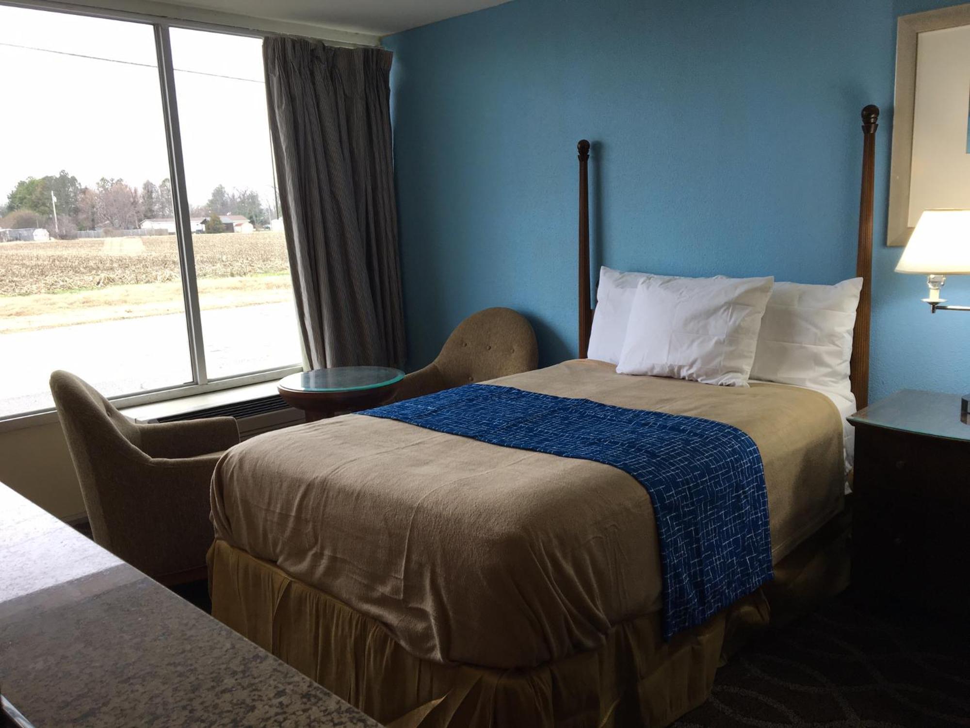Travel Inn Marston Bagian luar foto